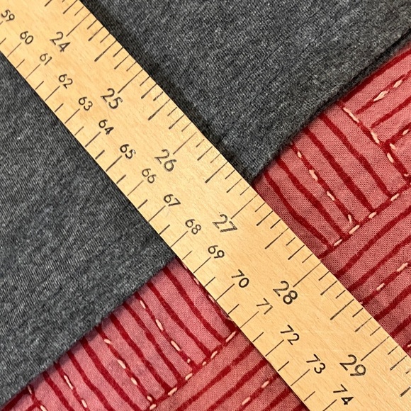 Star Wars Gray Tee with Baby Yoda Design - Picture 7 of 9